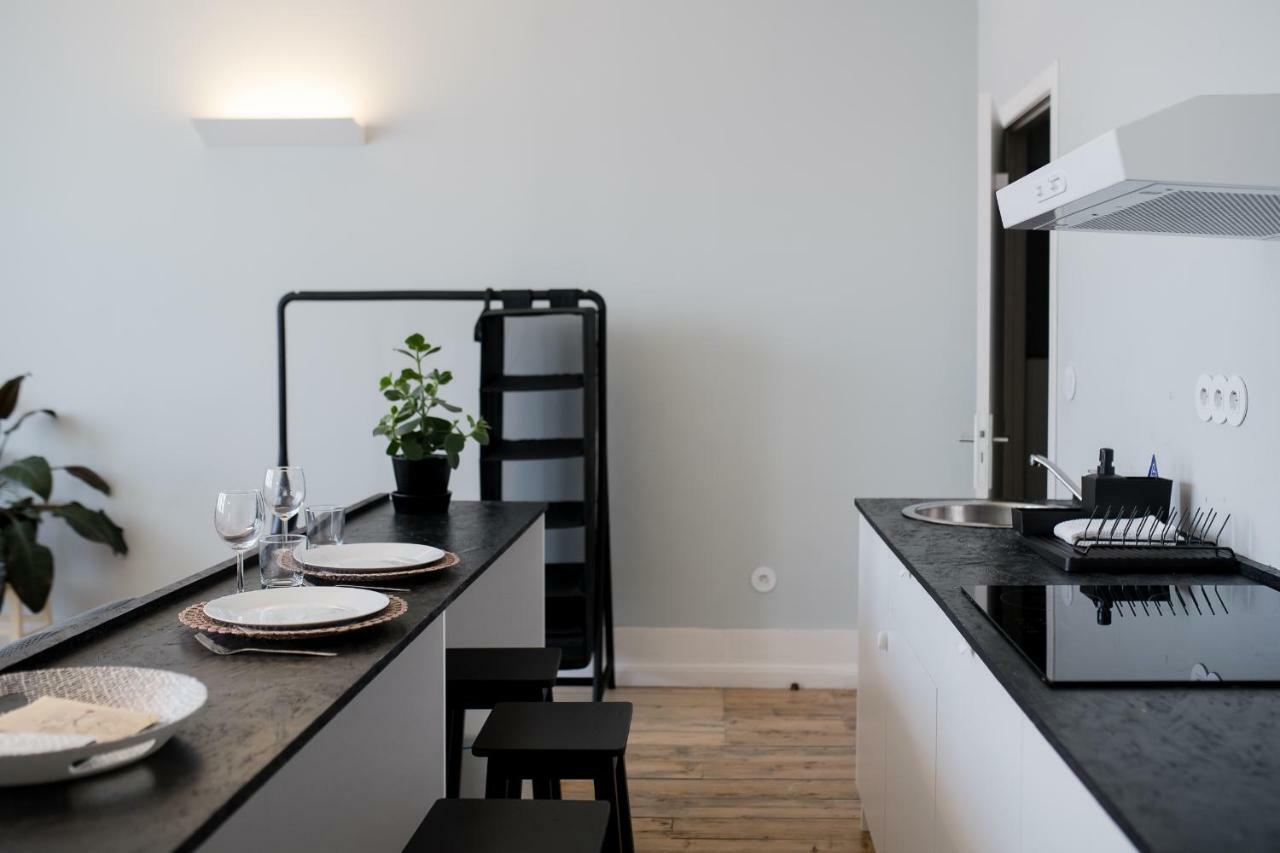 פורטו Baixa24 •P2R• Bright Apt In Vibrant Downtown מראה חיצוני תמונה