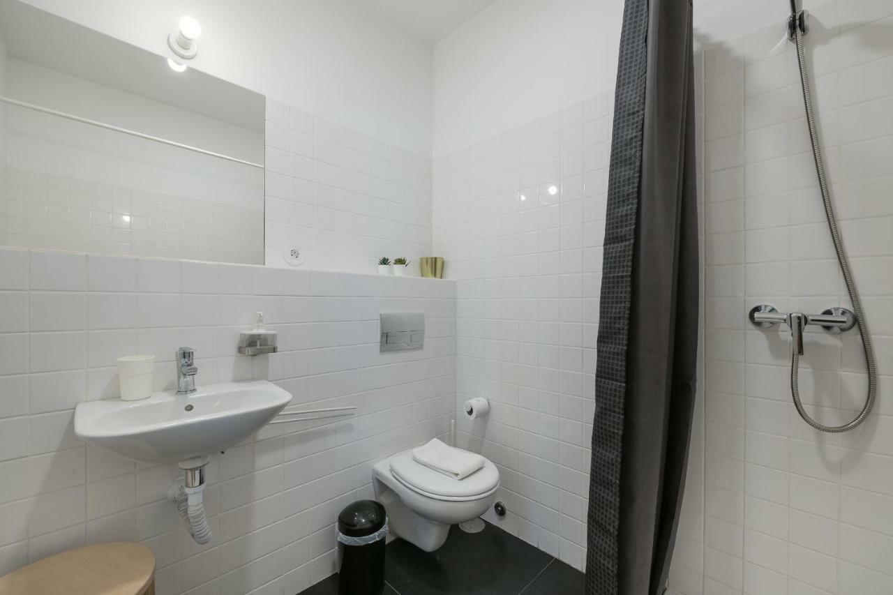 פורטו Baixa24 •P2R• Bright Apt In Vibrant Downtown מראה חיצוני תמונה