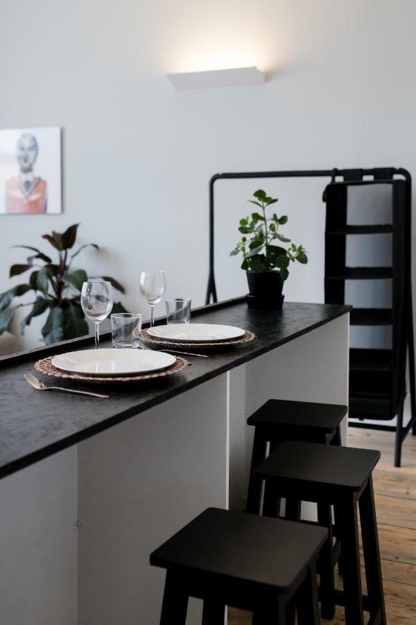 פורטו Baixa24 •P2R• Bright Apt In Vibrant Downtown מראה חיצוני תמונה