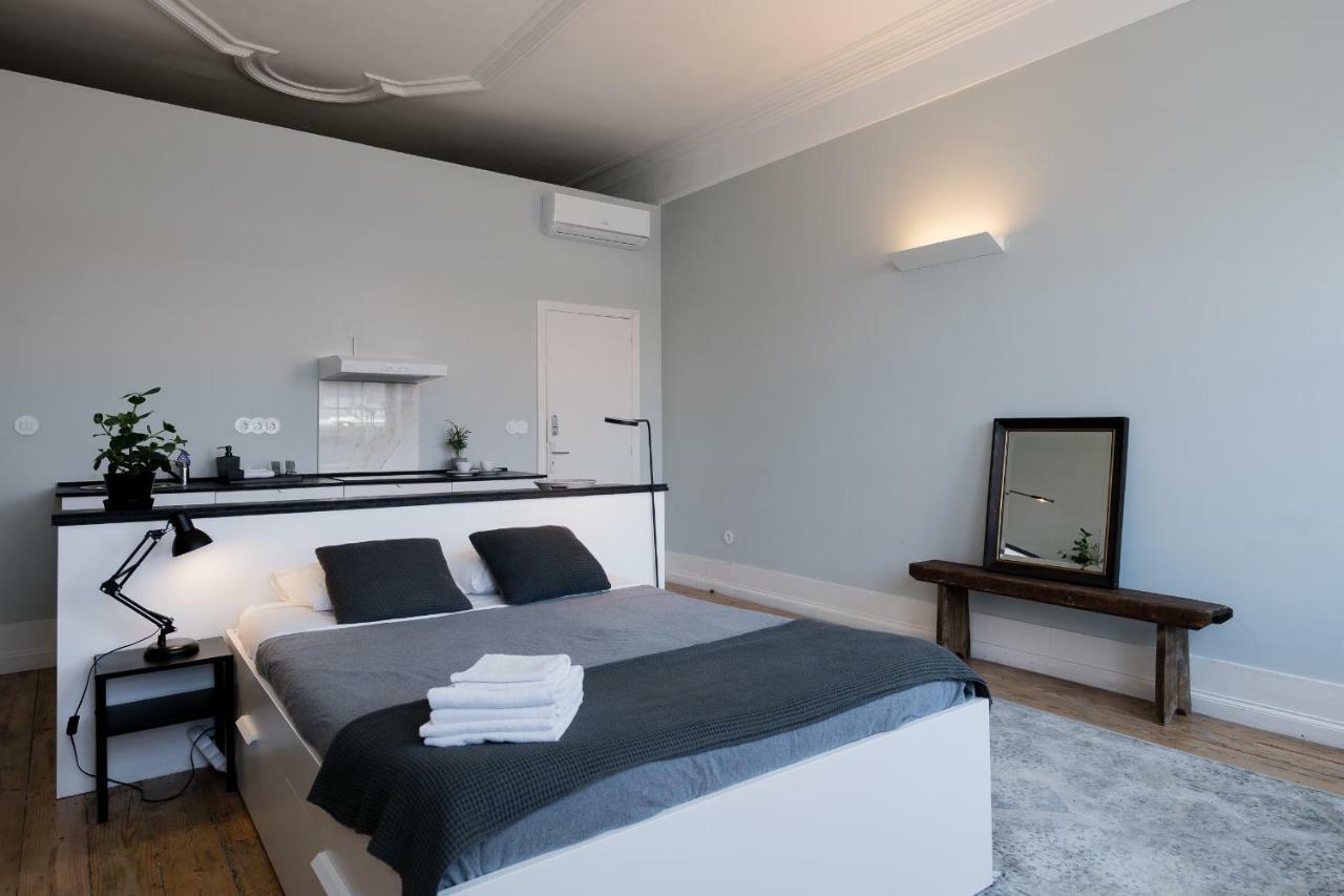 פורטו Baixa24 •P2R• Bright Apt In Vibrant Downtown מראה חיצוני תמונה