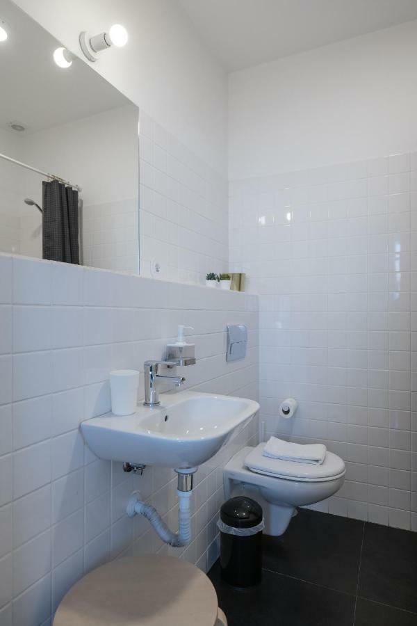 פורטו Baixa24 •P2R• Bright Apt In Vibrant Downtown מראה חיצוני תמונה
